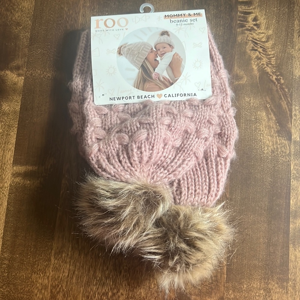 Roo beanie hat set